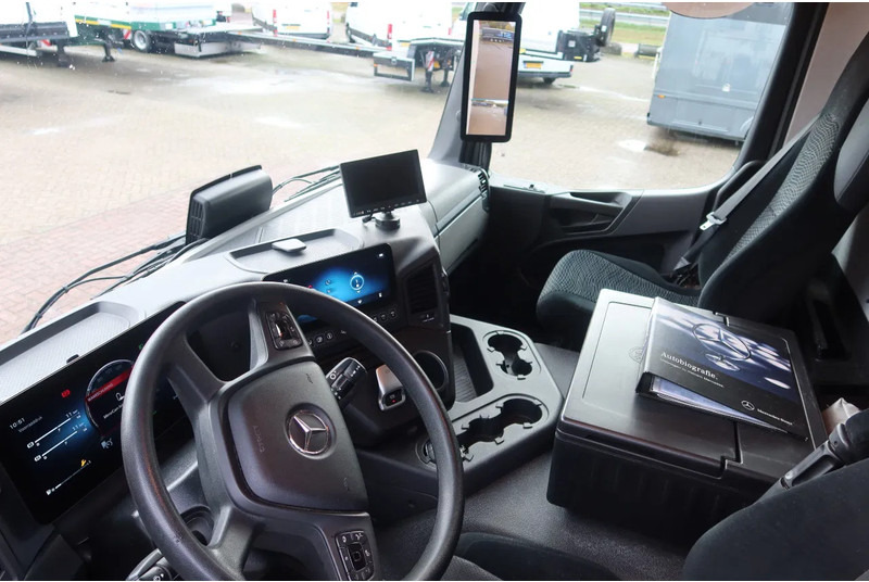 Mercedes-Benz Actros 1830 Bak + Dhollandia klep 2000 KG + rolstops. - משאית תיבה: תמונה 5 Mercedes-Benz Actros 1830 Bak + Dhollandia klep 2000 KG + rolstops. - משאית תיבה: תמונה 5