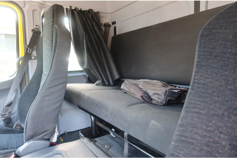 Mercedes-Benz Atego 1221 1221 L Takel wagen 6 Persoons - משאית הובלה אוטומטית: תמונה 5 Mercedes-Benz Atego 1221 1221 L Takel wagen 6 Persoons - משאית הובלה אוטומטית: תמונה 5