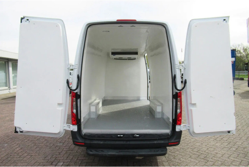 Mercedes-Benz Sprinter 314 CDI Koel/Vries/ verwarmen 220 volt nachtaansluiting - כלי רכב מסחרי לקירור: תמונה 3 Mercedes-Benz Sprinter 314 CDI Koel/Vries/ verwarmen 220 volt nachtaansluiting - כלי רכב מסחרי לקירור: תמונה 3