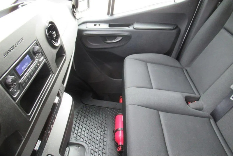 Mercedes-Benz Sprinter 314 CDI Koel/Vries/ verwarmen 220 volt nachtaansluiting - כלי רכב מסחרי לקירור: תמונה 5 Mercedes-Benz Sprinter 314 CDI Koel/Vries/ verwarmen 220 volt nachtaansluiting - כלי רכב מסחרי לקירור: תמונה 5