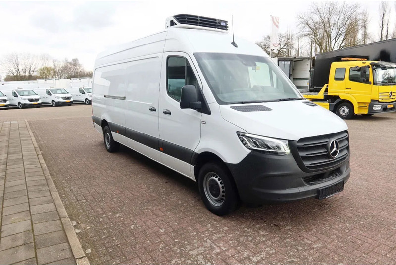 Mercedes-Benz Sprinter 317 317 CDI L3/H2 Multi temp, Verplaatsbare tussenwand - כלי רכב מסחרי לקירור: תמונה 2 Mercedes-Benz Sprinter 317 317 CDI L3/H2 Multi temp, Verplaatsbare tussenwand - כלי רכב מסחרי לקירור: תמונה 2