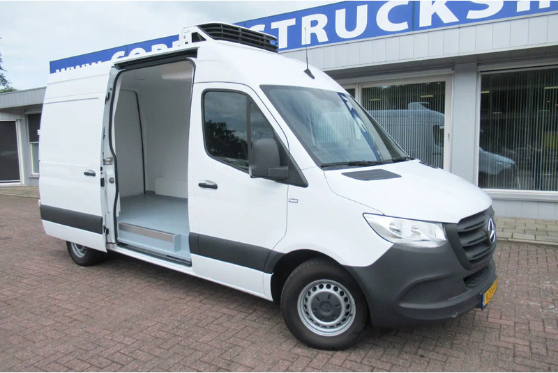 Mercedes-Benz Sprinter 317 CDI Koel / Vries/ verwarmen Carrier Xarios 350 + 220 volt nacht stekkerL2/H2 - כלי רכב מסחרי לקירור: תמונה 2 Mercedes-Benz Sprinter 317 CDI Koel / Vries/ verwarmen Carrier Xarios 350 + 220 volt nacht stekkerL2/H2 - כלי רכב מסחרי לקירור: תמונה 2