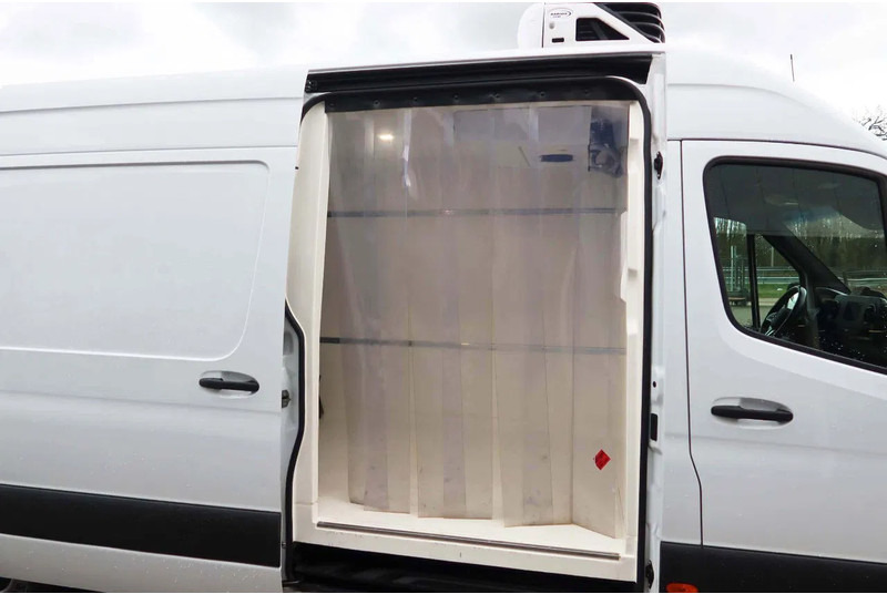 Mercedes-Benz Sprinter 317 CDI L3/H2 Multi temp, Verplaatsbare tussenwand - כלי רכב מסחרי לקירור: תמונה 3 Mercedes-Benz Sprinter 317 CDI L3/H2 Multi temp, Verplaatsbare tussenwand - כלי רכב מסחרי לקירור: תמונה 3
