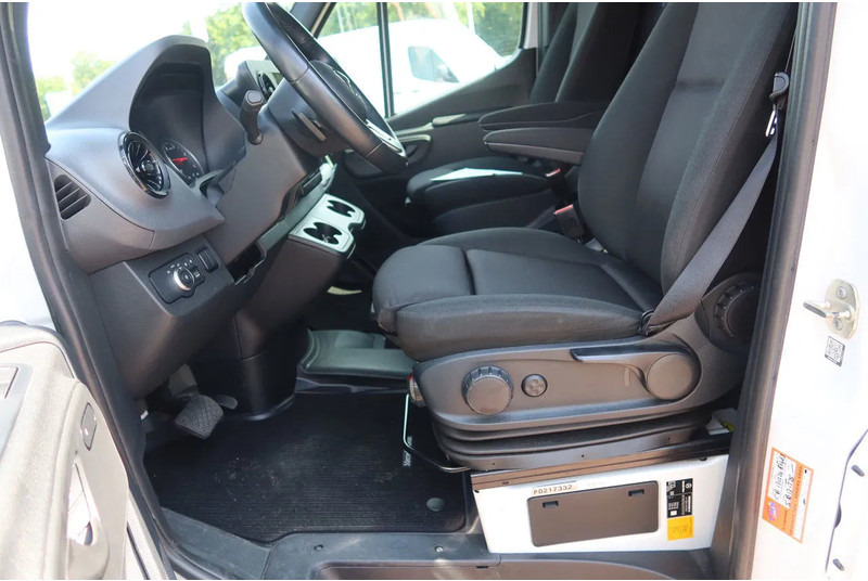 Mercedes-Benz Sprinter 317 Koel/Vries L2/H2 220 Volt stekker - כלי רכב מסחרי לקירור: תמונה 5 Mercedes-Benz Sprinter 317 Koel/Vries L2/H2 220 Volt stekker - כלי רכב מסחרי לקירור: תמונה 5