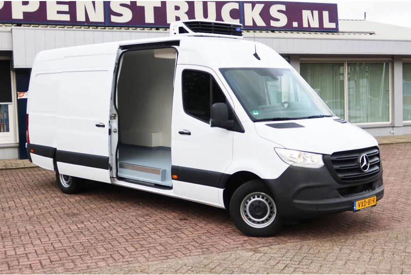 Mercedes-Benz Sprinter 317 L3 H2 Koel / Vries/ Verwarmen + 220 volt nachtaansluiting - כלי רכב מסחרי לקירור: תמונה 2 Mercedes-Benz Sprinter 317 L3 H2 Koel / Vries/ Verwarmen + 220 volt nachtaansluiting - כלי רכב מסחרי לקירור: תמונה 2