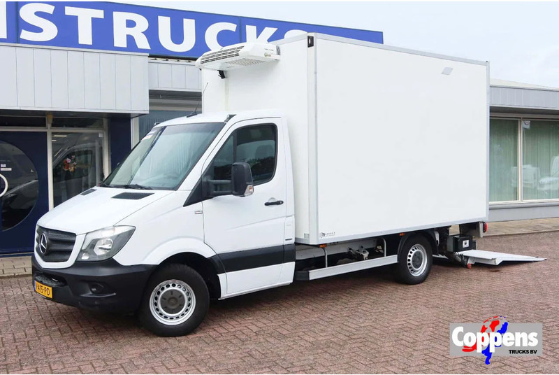 Mercedes-Benz Sprinter Mercedes Benz 316 CDI + Klep 750 kg. Koel/vries Dag en nacht + 220 volt stekker - כלי רכב מסחרי לקירור: תמונה 1 Mercedes-Benz Sprinter Mercedes Benz 316 CDI + Klep 750 kg. Koel/vries Dag en nacht + 220 volt stekker - כלי רכב מסחרי לקירור: תמונה 1