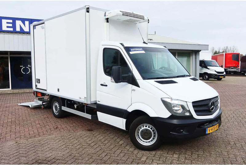 Mercedes-Benz Sprinter Mercedes Benz 316 CDI + Klep 750 kg. Koel/vries Dag en nacht + 220 volt stekker - כלי רכב מסחרי לקירור: תמונה 2 Mercedes-Benz Sprinter Mercedes Benz 316 CDI + Klep 750 kg. Koel/vries Dag en nacht + 220 volt stekker - כלי רכב מסחרי לקירור: תמונה 2