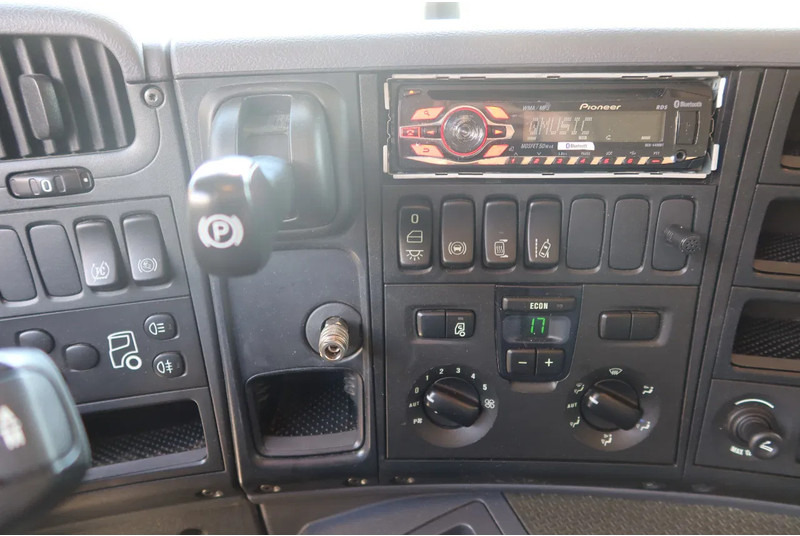 משאית תיבה Scania P250 P 250: תמונה 11