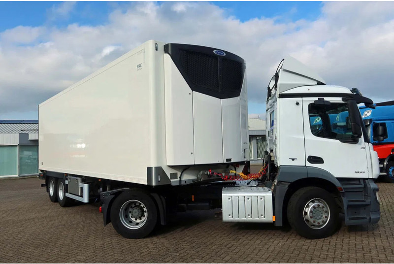 Sor IBERICA City trailer Koel/Vries+ klep 2500kg Bi-temp Carrier Vektor 19 MT - סמיטריילר עם קירור: תמונה 2 Sor IBERICA City trailer Koel/Vries+ klep 2500kg Bi-temp Carrier Vektor 19 MT - סמיטריילר עם קירור: תמונה 2