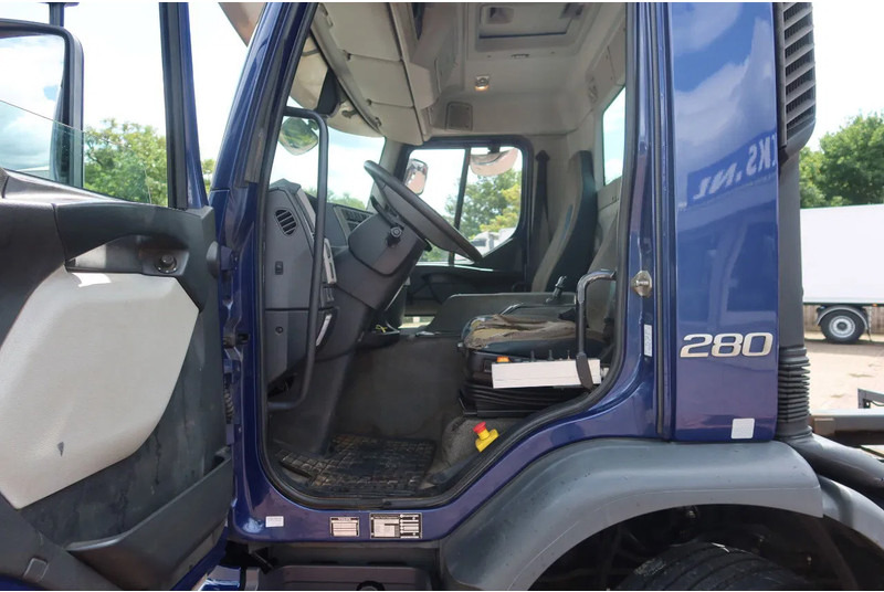 Volvo FE 280 Container / Kabelsysteem H.T.S Kabel, 15 ton, 575 cm 6 Cilinder - משאית מערכת כבלים: תמונה 4 Volvo FE 280 Container / Kabelsysteem H.T.S Kabel, 15 ton, 575 cm 6 Cilinder - משאית מערכת כבלים: תמונה 4