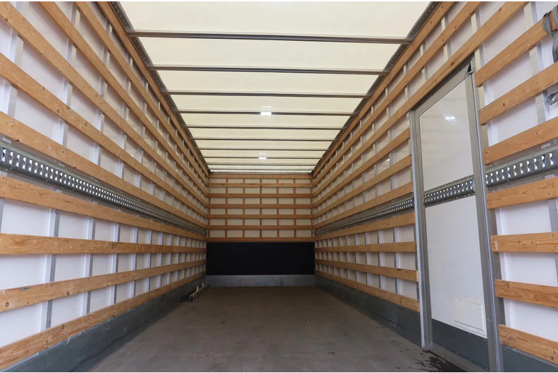Volvo FL 250 Bakwagen + Dhollandia 1500 kg - משאית תיבה: תמונה 4 Volvo FL 250 Bakwagen + Dhollandia 1500 kg - משאית תיבה: תמונה 4