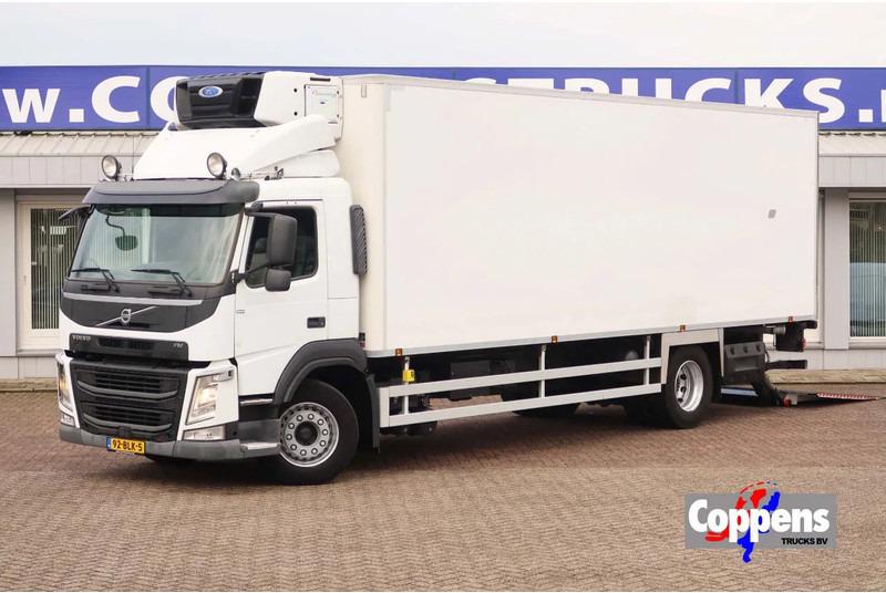 Volvo FM 330 4x2 Koel/Vries Carrier Supra 380 + Klep Dhollandia 2500 kg - משאית קירור: תמונה 1 Volvo FM 330 4x2 Koel/Vries Carrier Supra 380 + Klep Dhollandia 2500 kg - משאית קירור: תמונה 1