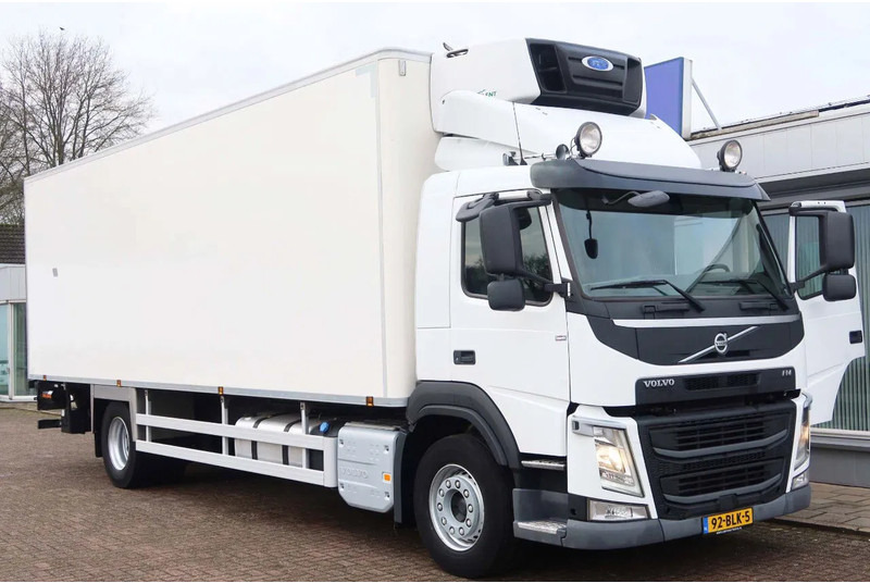 Volvo FM 330 4x2 Koel/Vries Carrier Supra 380 + Klep Dhollandia 2500 kg - משאית קירור: תמונה 2 Volvo FM 330 4x2 Koel/Vries Carrier Supra 380 + Klep Dhollandia 2500 kg - משאית קירור: תמונה 2