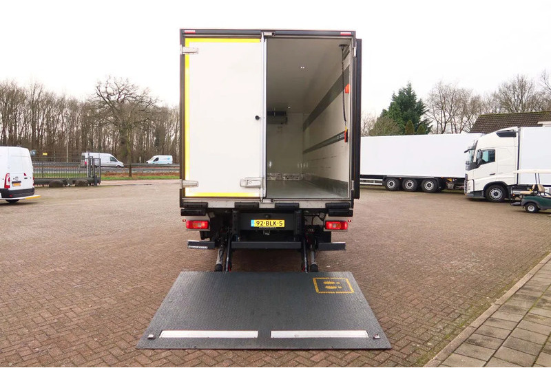 Volvo FM 330 4x2 Koel/Vries Carrier Supra 380 + Klep Dhollandia 2500 kg - משאית קירור: תמונה 3 Volvo FM 330 4x2 Koel/Vries Carrier Supra 380 + Klep Dhollandia 2500 kg - משאית קירור: תמונה 3
