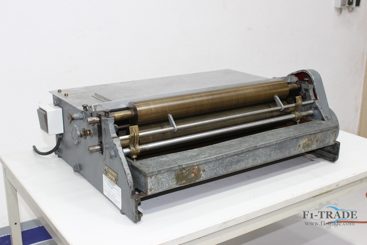 Tränklein AM 500 - מכונת כריכה: תמונה 2 Tränklein AM 500 - מכונת כריכה: תמונה 2