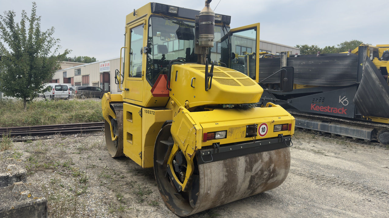 BOMAG BW174AD - רולר: תמונה 1 BOMAG BW174AD - רולר: תמונה 1