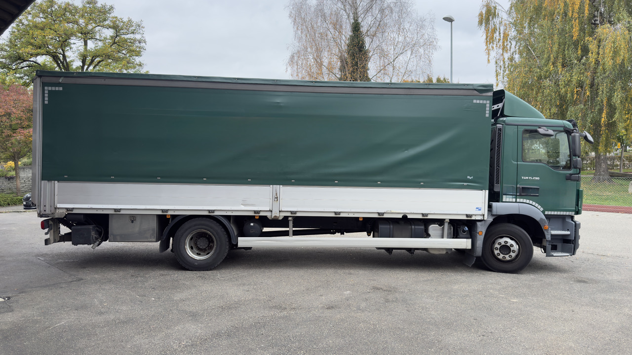 MAN TGM 15.290 - משאית תיבה: תמונה 3 MAN TGM 15.290 - משאית תיבה: תמונה 3