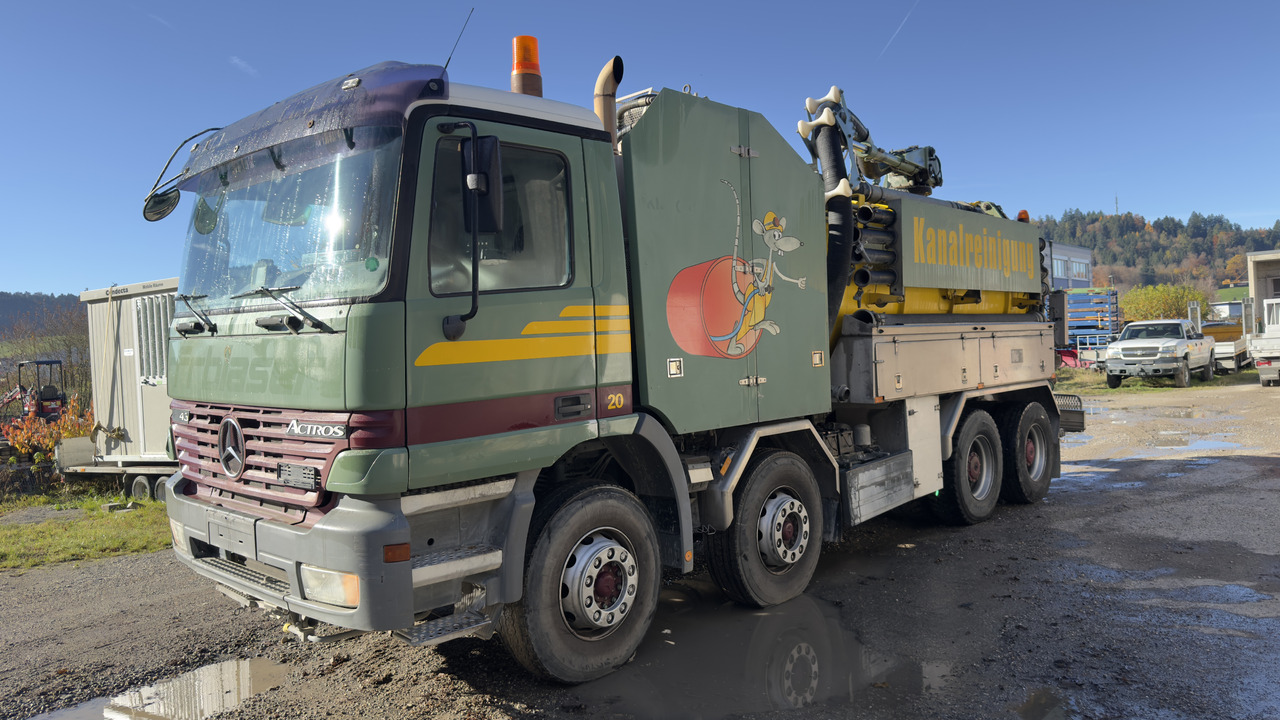 MERCEDES-BENZ Actros 3243 - משאית: תמונה 2 MERCEDES-BENZ Actros 3243 - משאית: תמונה 2