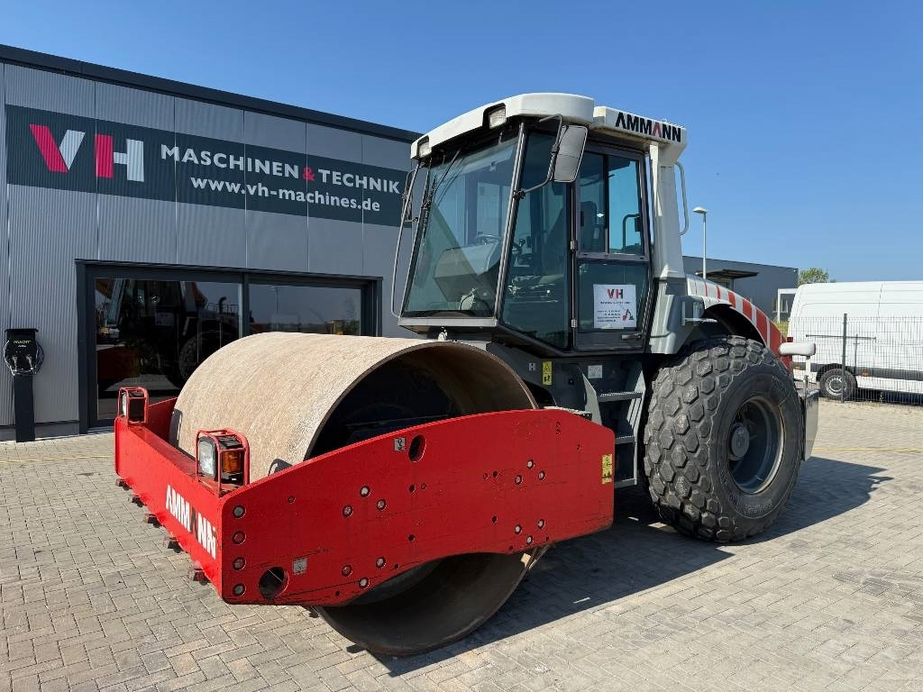 Ammann ASC 110 - מדחס: תמונה 1 Ammann ASC 110 - מדחס: תמונה 1