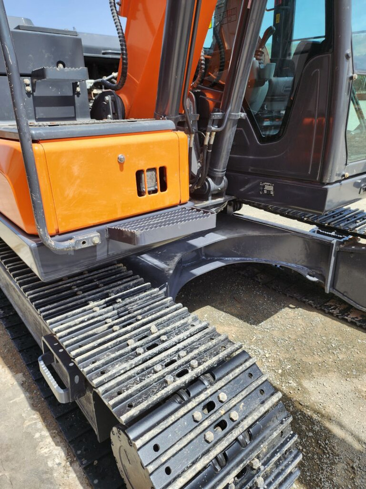 DOOSAN DX140LC-7 - מחפר סורק: תמונה 3 DOOSAN DX140LC-7 - מחפר סורק: תמונה 3