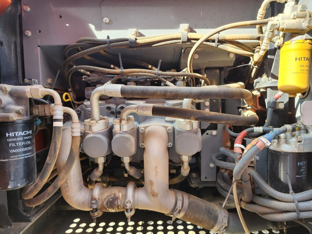 HITACHI ZX210LC-6 - מחפר סורק: תמונה 5 HITACHI ZX210LC-6 - מחפר סורק: תמונה 5