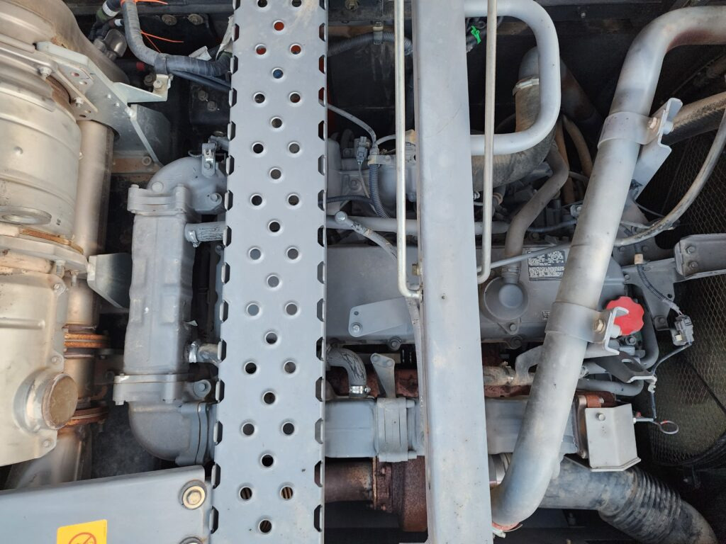 מחפר סורק HITACHI ZX300LCN-6: תמונה 9