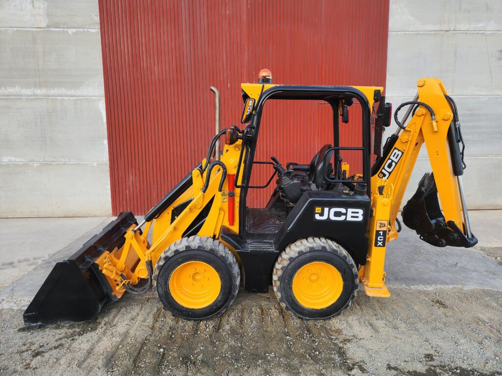 JCB 1CX - מיני מחפר: תמונה 1 JCB 1CX - מיני מחפר: תמונה 1