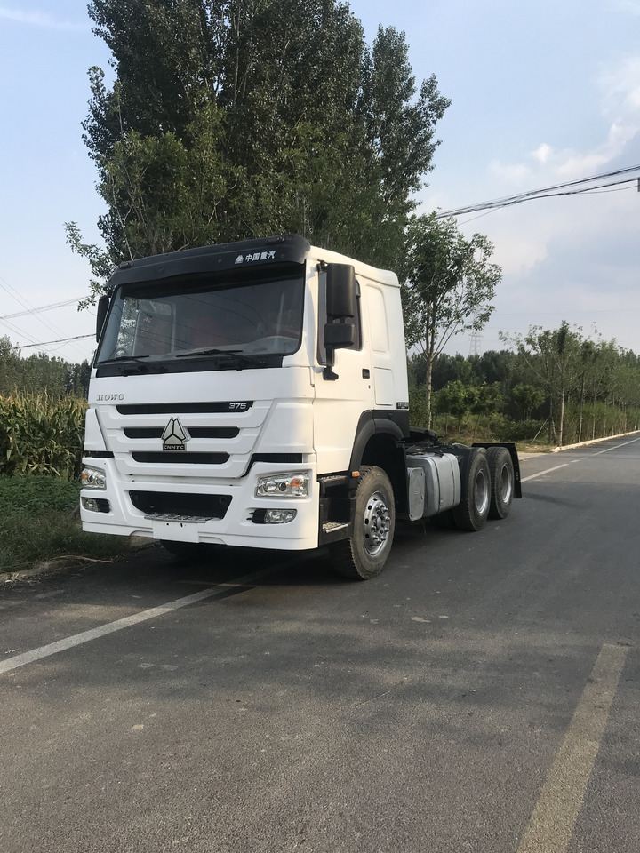 HOWO TRACTOR 6X4 SINOTRUCK 371HP - יחידת טרקטור: תמונה 1 HOWO TRACTOR 6X4 SINOTRUCK 371HP - יחידת טרקטור: תמונה 1