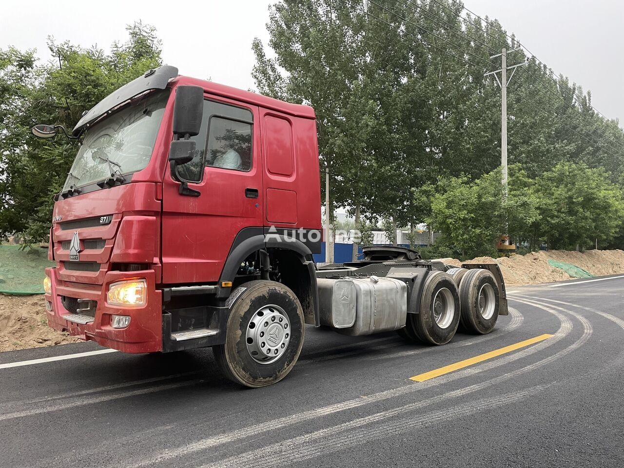 Howo Sinotruck 371HP 420HP Prime Mover 6X4 10 Wheeler HOWO Tractor - יחידת טרקטור: תמונה 1 Howo Sinotruck 371HP 420HP Prime Mover 6X4 10 Wheeler HOWO Tractor - יחידת טרקטור: תמונה 1
