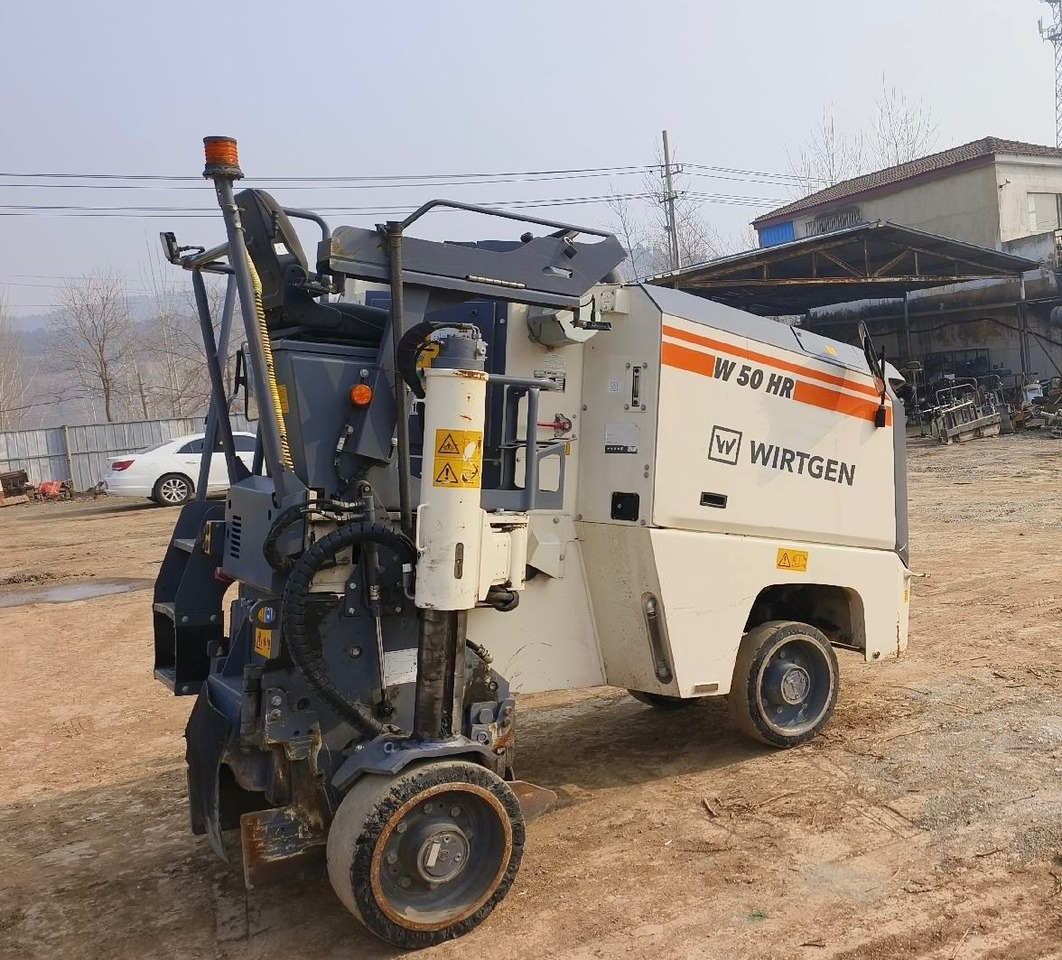 WIRTGEN W50HR miling machine - מקצועה חשמלית קרה: תמונה 1 WIRTGEN W50HR miling machine - מקצועה חשמלית קרה: תמונה 1