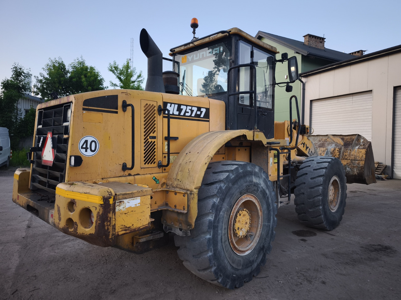 HYUNDAI 757-7 - מעמיס גלגלים: תמונה 2 HYUNDAI 757-7 - מעמיס גלגלים: תמונה 2