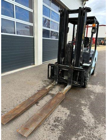Hyster Yale UT35P Dieselstapler 2500kg, 4800mm, BJ 2019 - מלגזת סולר: תמונה 3 Hyster Yale UT35P Dieselstapler 2500kg, 4800mm, BJ 2019 - מלגזת סולר: תמונה 3