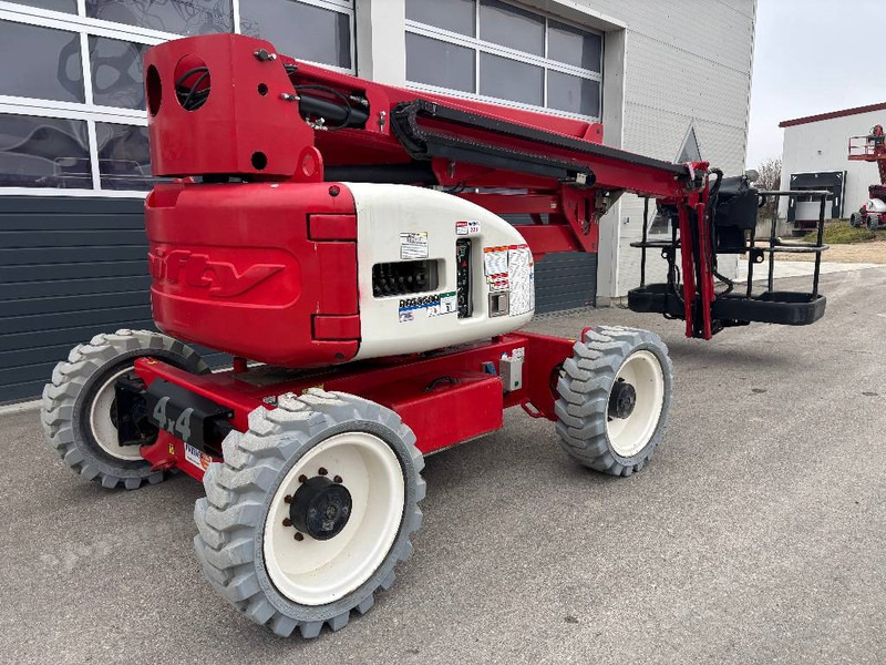 Niftylift HR 17 Hybrid 17m 4x4 Gelenk-Teleskop-Arbeitsbühne - זרוע מרפקי: תמונה 5 Niftylift HR 17 Hybrid 17m 4x4 Gelenk-Teleskop-Arbeitsbühne - זרוע מרפקי: תמונה 5