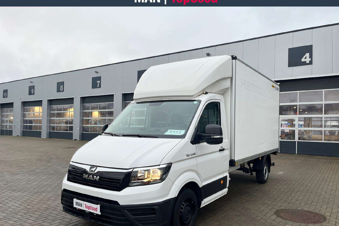 MAN TGE - כלי רכב מסחרי עם לוח: תמונה 1 MAN TGE - כלי רכב מסחרי עם לוח: תמונה 1
