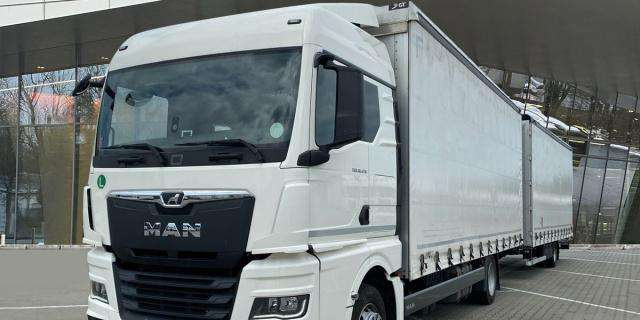 MAN TGX18.470 4x2 LL Retarder (8830) - משאית וילונות צד: תמונה 1 MAN TGX18.470 4x2 LL Retarder (8830) - משאית וילונות צד: תמונה 1
