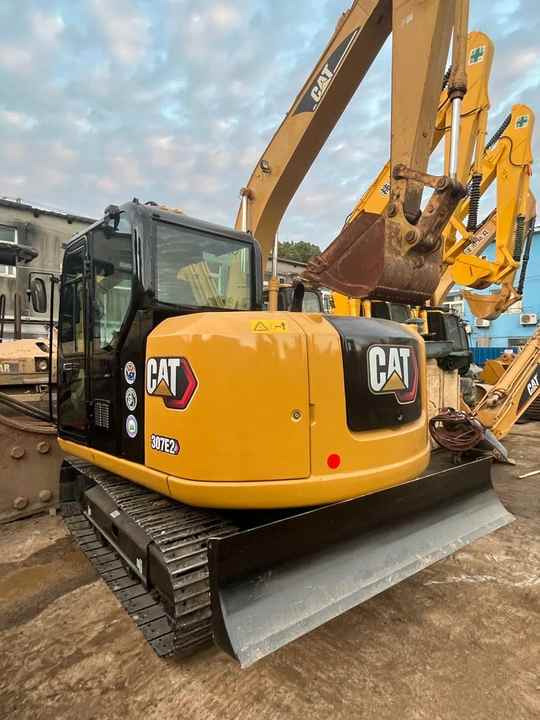 7 Ton Caterpillar Mini Excavator Cat 307c 307d With Rubber Tracks And Hydraulic Blade in Shanghai - מחפר סורק: תמונה 4 7 Ton Caterpillar Mini Excavator Cat 307c 307d With Rubber Tracks And Hydraulic Blade in Shanghai - מחפר סורק: תמונה 4