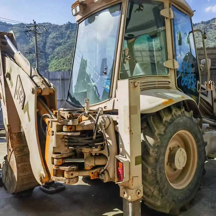 Backhoe loader JCB 3CX 4*4 tlb loader UKmade, used cheap JCB 3CX retro loader and digger - מחפרון: תמונה 1 Backhoe loader JCB 3CX 4*4 tlb loader UKmade, used cheap JCB 3CX retro loader and digger - מחפרון: תמונה 1