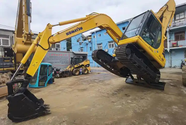 Best-selling Original Japan Small-scale Used Digger Excellent Condition Second Hand Komatsu Pc60-7 Crawler Excavator - מחפר סורק: תמונה 5 Best-selling Original Japan Small-scale Used Digger Excellent Condition Second Hand Komatsu Pc60-7 Crawler Excavator - מחפר סורק: תמונה 5