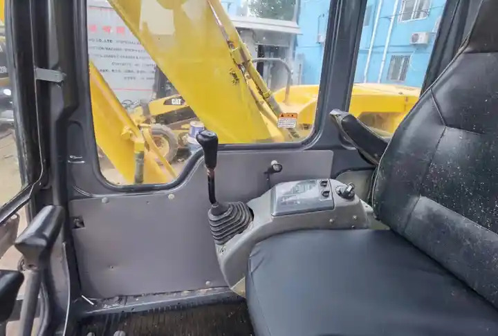Best-selling Original Japan Small-scale Used Digger Excellent Condition Second Hand Komatsu Pc60-7 Crawler Excavator - מחפר סורק: תמונה 3 Best-selling Original Japan Small-scale Used Digger Excellent Condition Second Hand Komatsu Pc60-7 Crawler Excavator - מחפר סורק: תמונה 3