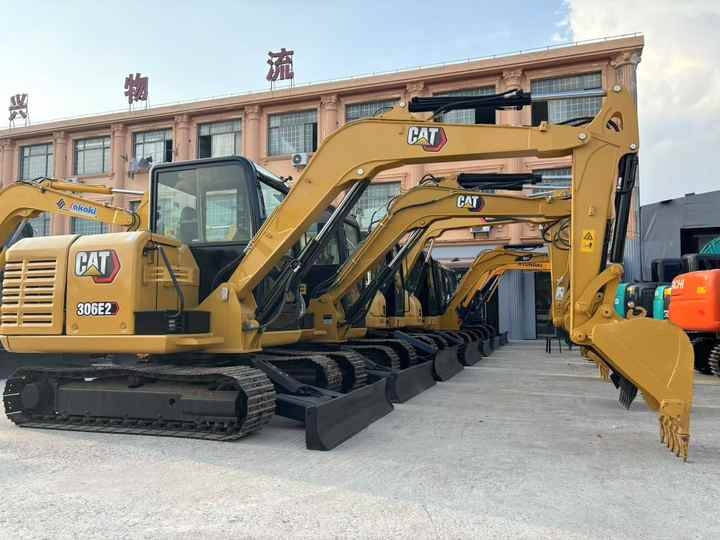 CAT 306E Used Excavator Latest Model 6tons 95% New Original with EPA CE Excavator Cat 306 mini digger excavator - מחפר: תמונה 3 CAT 306E Used Excavator Latest Model 6tons 95% New Original with EPA CE Excavator Cat 306 mini digger excavator - מחפר: תמונה 3