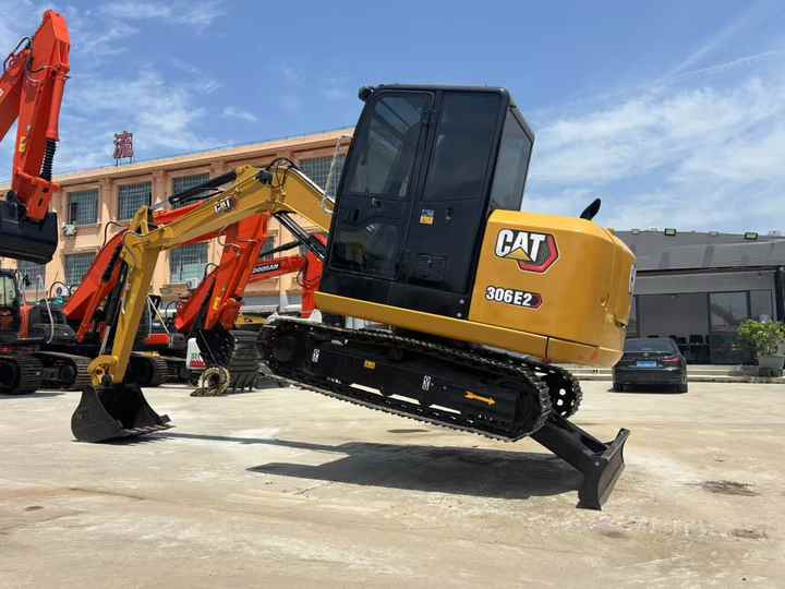 CAT 306E Used Excavator Latest Model 6tons 95% New Original with EPA CE Excavator Cat 306 mini digger excavator - מחפר: תמונה 4 CAT 306E Used Excavator Latest Model 6tons 95% New Original with EPA CE Excavator Cat 306 mini digger excavator - מחפר: תמונה 4