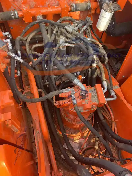 Doosan DH220 20 Tons Amphibious excavators Used DH220LC-7 Amphibious Excavator - מחפר: תמונה 5 Doosan DH220 20 Tons Amphibious excavators Used DH220LC-7 Amphibious Excavator - מחפר: תמונה 5