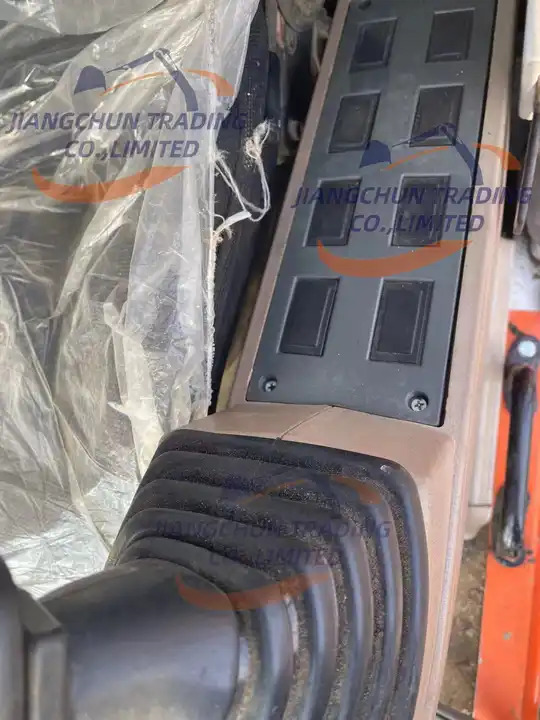 Doosan DH220 20 Tons Amphibious excavators Used DH220LC-7 Amphibious Excavator - מחפר: תמונה 4 Doosan DH220 20 Tons Amphibious excavators Used DH220LC-7 Amphibious Excavator - מחפר: תמונה 4