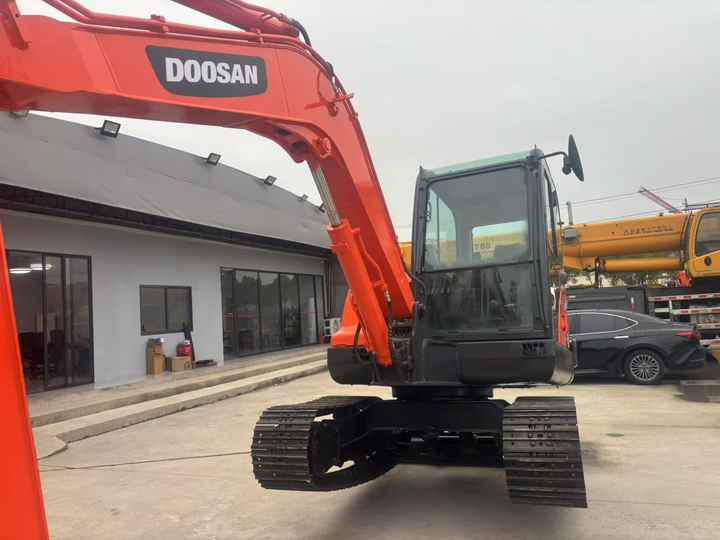 Doosan DX60 DX60-9c DH60-7 DX60W DX80 DX75 DX55 DH35 DH55 Used Mini Excavator Mas Maquinaria Municipal Y Ambiental - מחפר: תמונה 3 Doosan DX60 DX60-9c DH60-7 DX60W DX80 DX75 DX55 DH35 DH55 Used Mini Excavator Mas Maquinaria Municipal Y Ambiental - מחפר: תמונה 3
