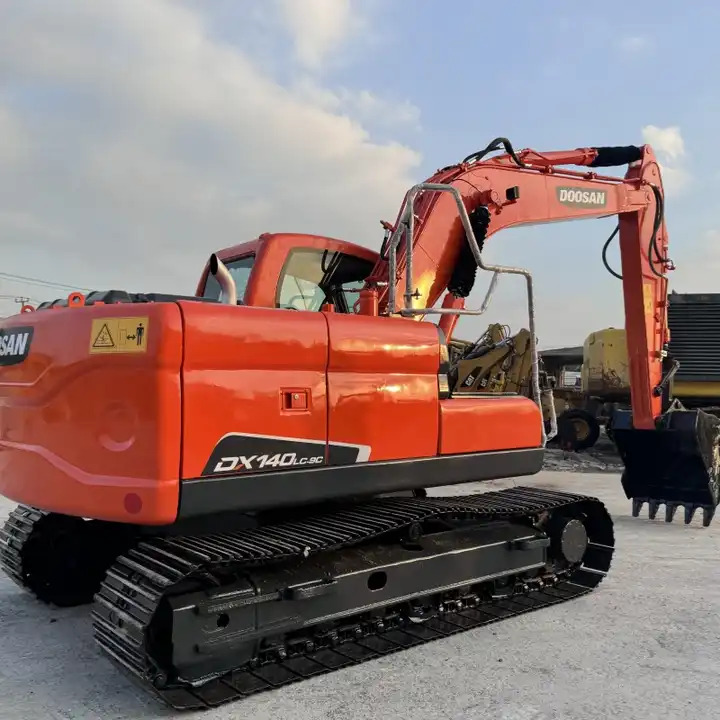 Doosan Dx140 Used Excavator DX140LC-9C Min Excavator Crawler Equipment Machinery Dx60 Dx80 Dx140LC Dx225 Dx300LC Dh60 Dx55 - מחפר סורק: תמונה 2 Doosan Dx140 Used Excavator DX140LC-9C Min Excavator Crawler Equipment Machinery Dx60 Dx80 Dx140LC Dx225 Dx300LC Dh60 Dx55 - מחפר סורק: תמונה 2