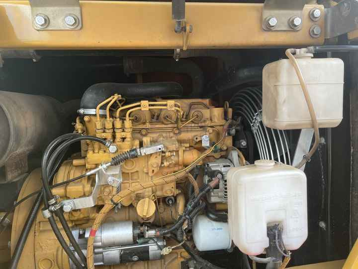 Good Price CAT 305.5E 307 308C 308D 308E 312D 315D 320C 320D Second Hand 7 Tons Used Mini Crawler Excavator For Sale - מיני מחפר: תמונה 3 Good Price CAT 305.5E 307 308C 308D 308E 312D 315D 320C 320D Second Hand 7 Tons Used Mini Crawler Excavator For Sale - מיני מחפר: תמונה 3