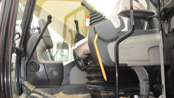 Good Price CAT 307 308C 308D 308E 312D 315D 320C 320D Second Hand 7t Used Mini Crawler catpillar Excavator low price - מיני מחפר: תמונה 4 Good Price CAT 307 308C 308D 308E 312D 315D 320C 320D Second Hand 7t Used Mini Crawler catpillar Excavator low price - מיני מחפר: תמונה 4