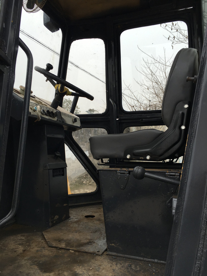 High Quality Used 15 Ton Vibratory Road Roller Dynapac Ca30d Single-drum Soil Compactor Cummins Engine In Shanghai - רולר כביש: תמונה 2 High Quality Used 15 Ton Vibratory Road Roller Dynapac Ca30d Single-drum Soil Compactor Cummins Engine In Shanghai - רולר כביש: תמונה 2