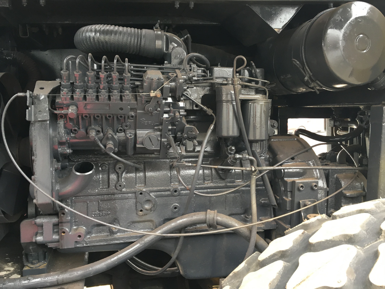 High Quality Used 15 Ton Vibratory Road Roller Dynapac Ca30d Single-drum Soil Compactor Cummins Engine In Shanghai - רולר כביש: תמונה 5 High Quality Used 15 Ton Vibratory Road Roller Dynapac Ca30d Single-drum Soil Compactor Cummins Engine In Shanghai - רולר כביש: תמונה 5
