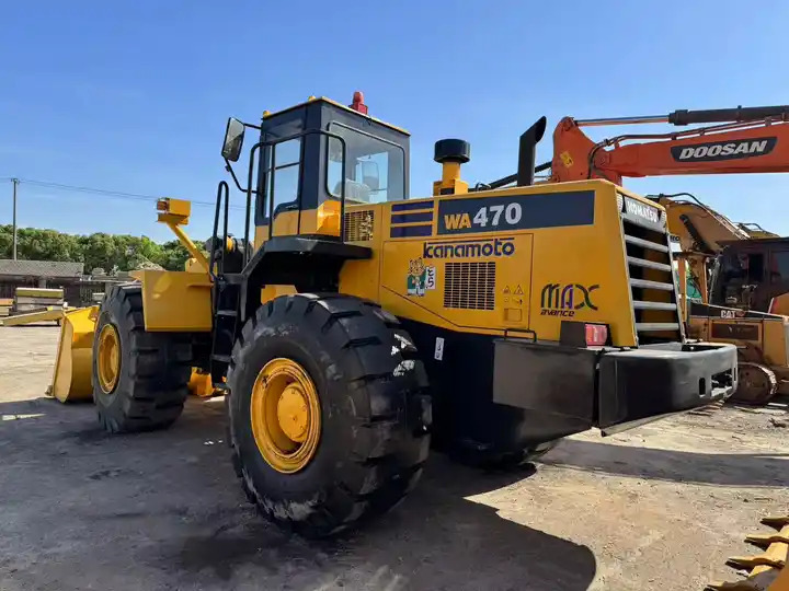 High Quality Used 7 Ton Heavy Front Loader Komatsu Wa470 Good Price Japan Made Tire Loader - מעמיס גלגלים: תמונה 3 High Quality Used 7 Ton Heavy Front Loader Komatsu Wa470 Good Price Japan Made Tire Loader - מעמיס גלגלים: תמונה 3